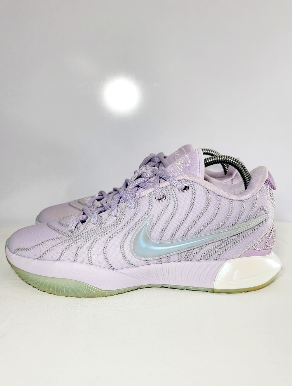 Nike Men Size 10  LeBron 21 Serenity Zoom Air sneaker's.
